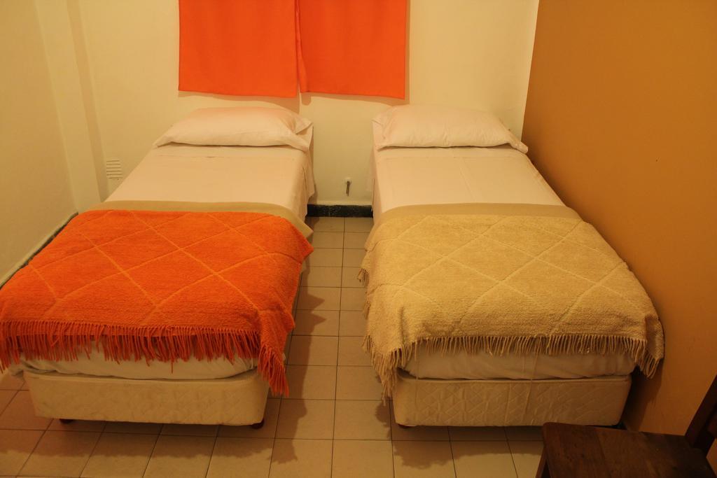 Turning Point Hostel Córdoba Eksteriør billede