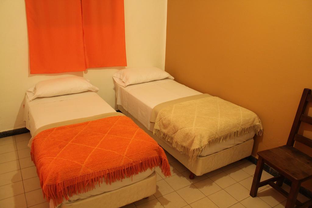 Turning Point Hostel Córdoba Eksteriør billede