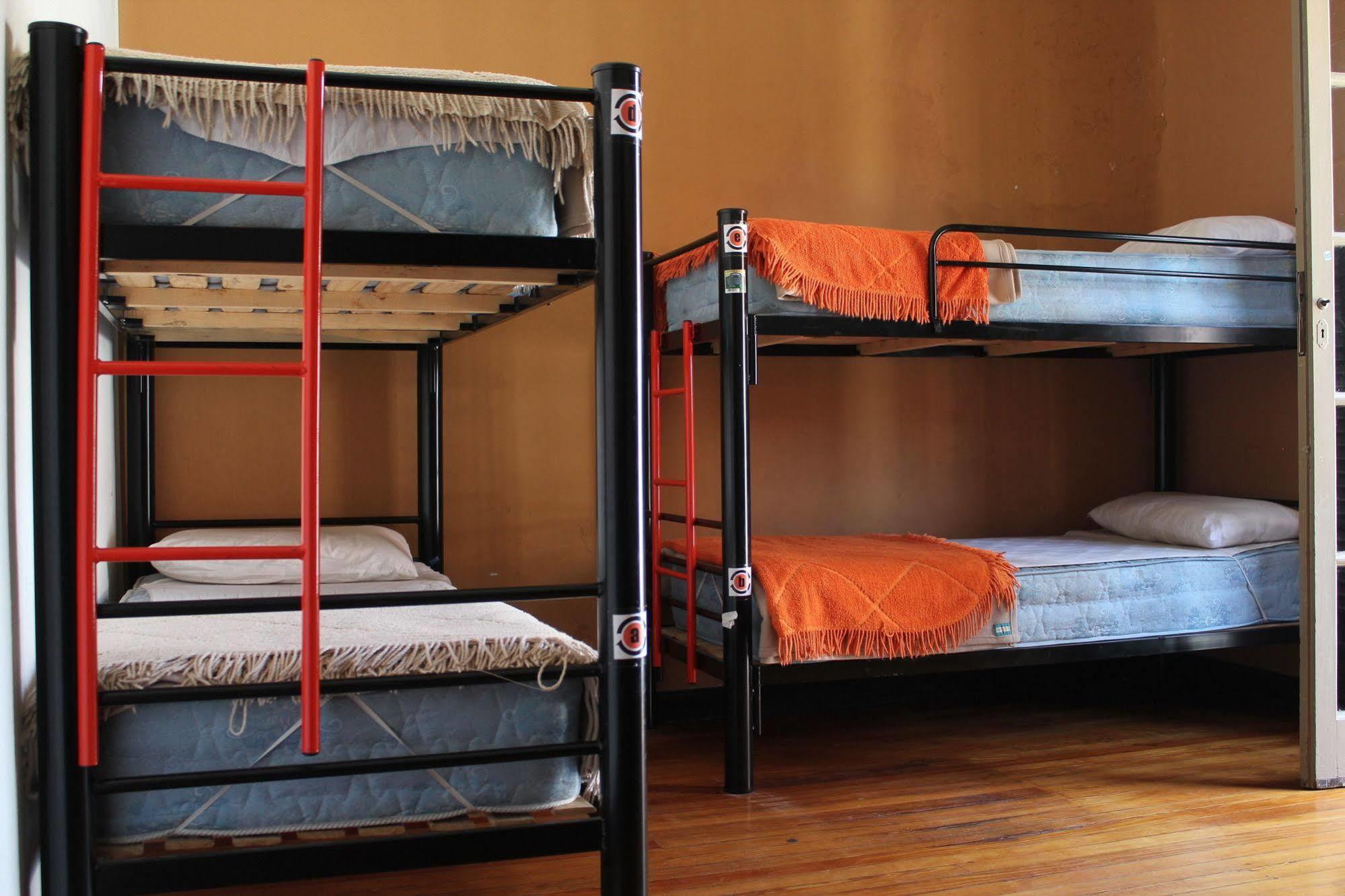 Turning Point Hostel Córdoba Eksteriør billede